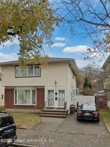 126 Greencroft Ave