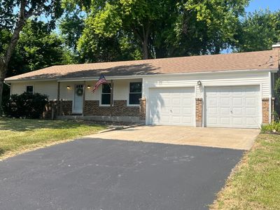7S410 Midfield Dr
