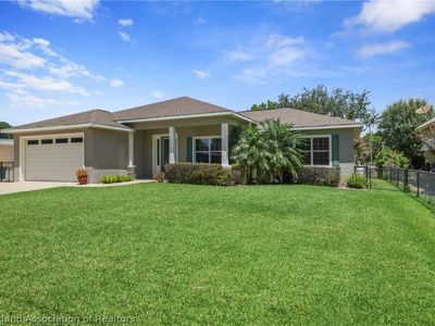 13 Silk Oak St