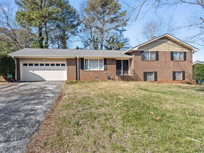 1707 Clayton Dr