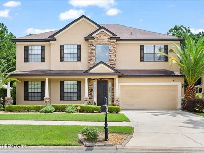 3765 VICTORIA LAKES Drive E