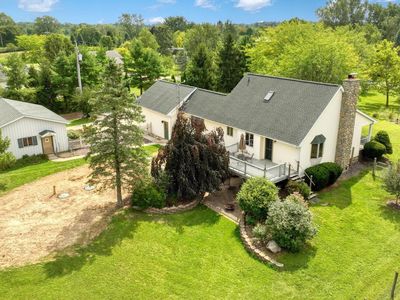 2200 E Munger Rd