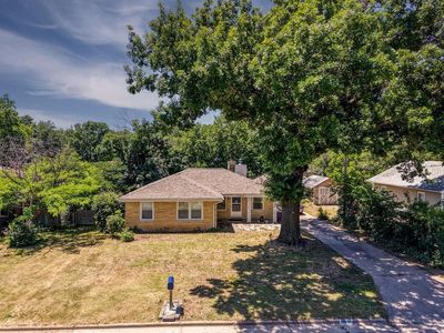 Property at 111 N Park St, Winfield, KS