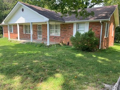 541 N Hewitt Rd
