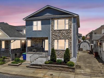 107 N Clarendon Ave