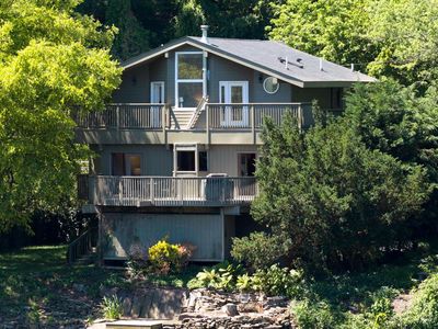 206 River Rd