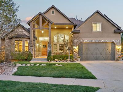 2184 E Eagle Crest Dr