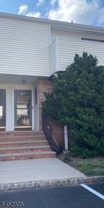 901F Merritt Dr