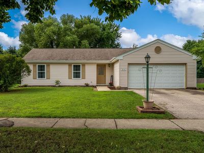 Property at 571 Newport Ct, Island Lake, IL