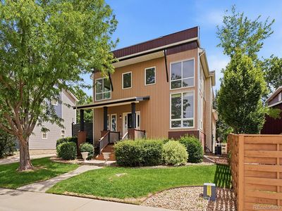 827 Spruce Court