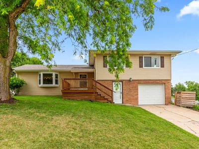 Property at 100 Hillside Dr, Minden, IA