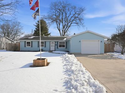 104 Rolling Hills Ave