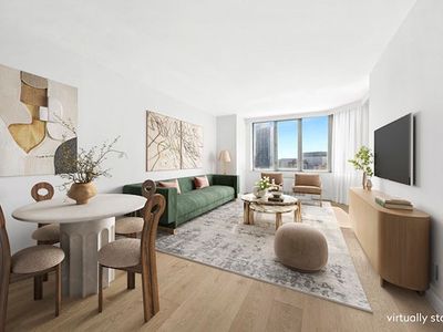 500 W 43rd St APT 11J