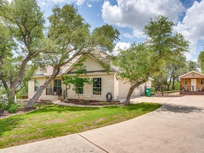 2016 Hidden Hills Dr