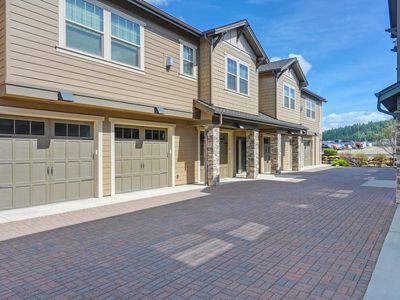 24493 E Pinnacle Ct UNIT D