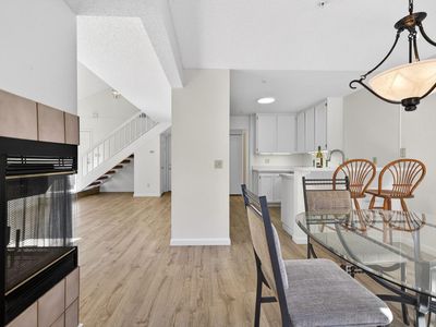 23 Meridian Circle