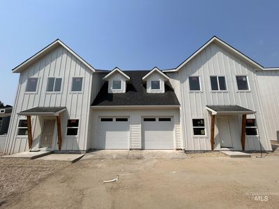 2437 & 2443 S Kindful Ln