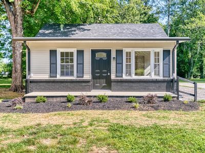 Property at 716 W 7th St, Russellville, KY