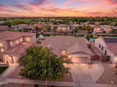 662 E Torrey Pines Place