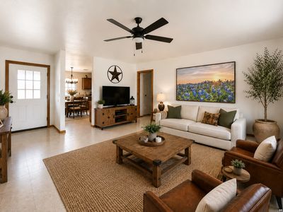 Property at 909 Houston, Castroville, TX
