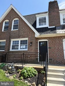 247 N Linden Ave