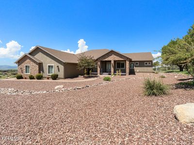 9875 N Legend Hills Rd