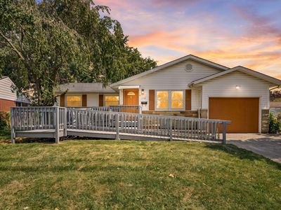 1116 Marland Dr N