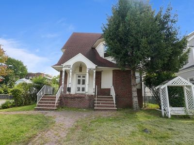 Property at 102 S Clinton St, East Orange, NJ