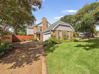 7449 Courtside Dr