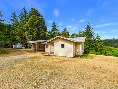 3761 E Blue Rock Rd