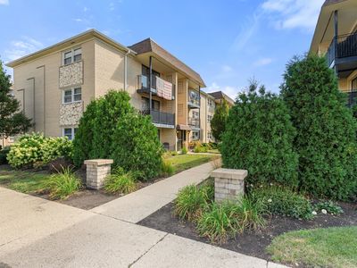 6553 N Harlem Ave APT 1W