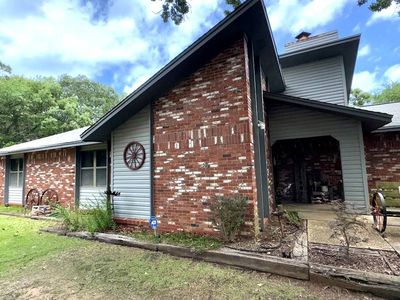 221 S Four Corners Rd