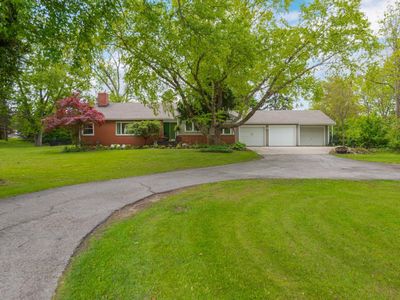 1416 E Bogart Rd