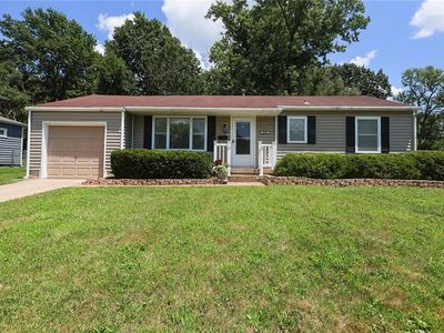 8001 Reeds Rd