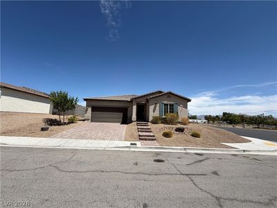 132 W Winston Ln