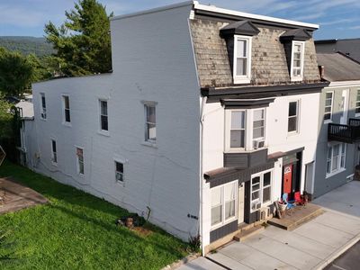 128 Valley St