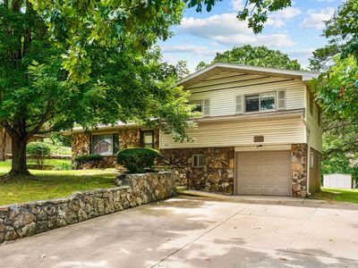 341 Greenbrier Lane
