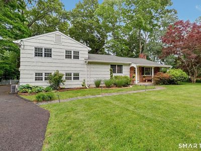 46 Midrocks Drive