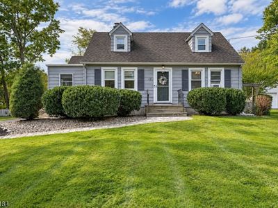 17 CHARLOTTE Dr