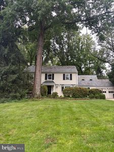 8209 Burning Tree Rd