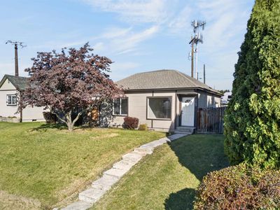 Property at 1109 Pollock Ave, Zillah, WA