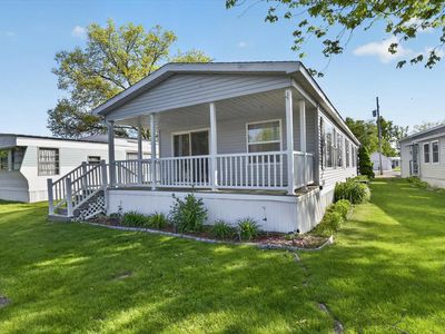 563 Willow Dr