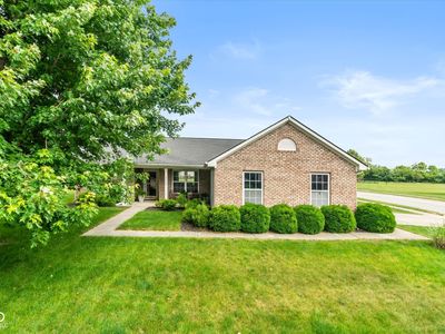 4530 Golden Hinde Way