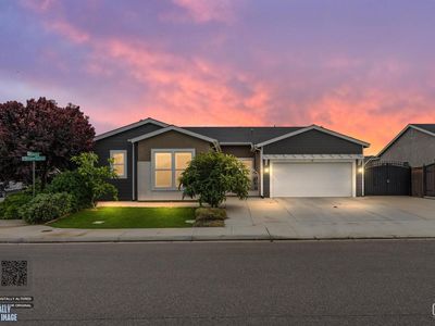 9223 Manor Glen Ln
