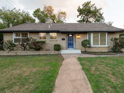 2406 Cliff Teen Ct