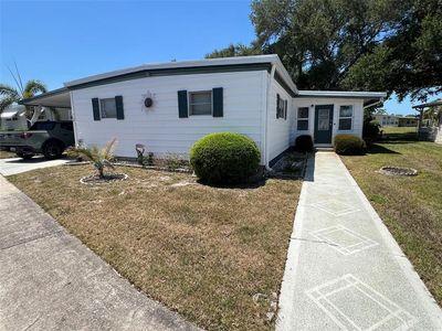 18 Sabal Palm Dr