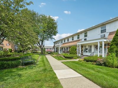 25 River Rd #3 B