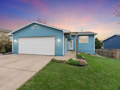 Property at 523 Kyle Ave, Baltic, SD