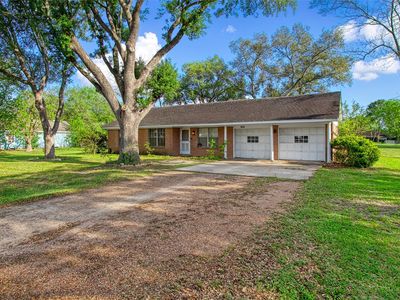 1618 Bernie Ave