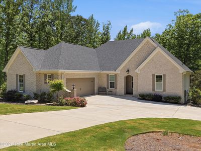 1834 Moonbrook Dr